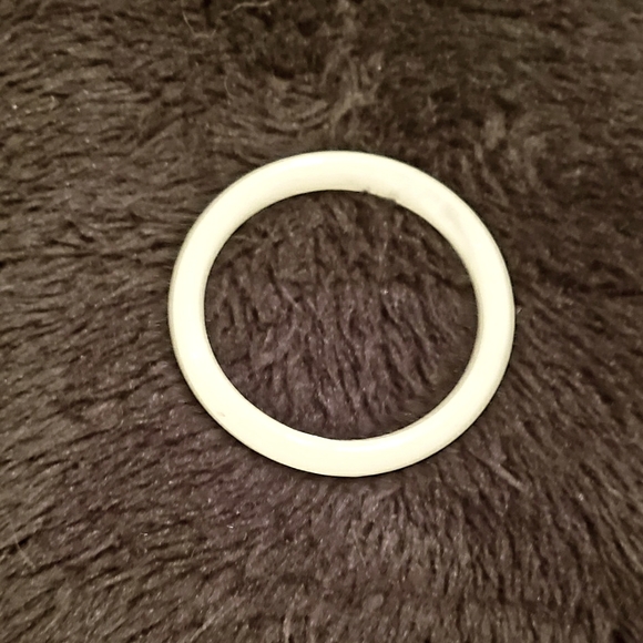 NEW NATURAL WHITE JADE BANGLE BRACELET - Picture 1 of 6